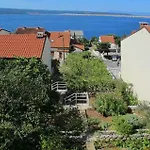 Laura Apartament