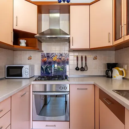 Apartman Laura Apartment *